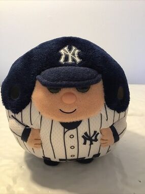 Ty Beanie Ballz NY Yankee Player